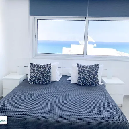 Sea The Sunrise ラルナカ