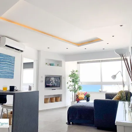 Sea The Sunrise Apartman *