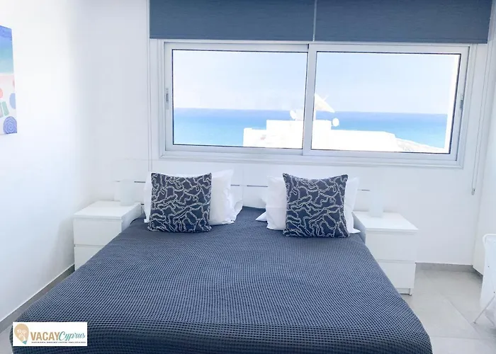 Sea The Sunrise 라르나카