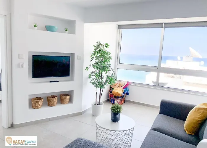 Sea The Sunrise * 라르나카