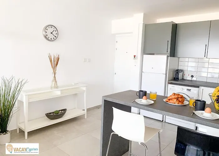 Sea The Sunrise Apartament